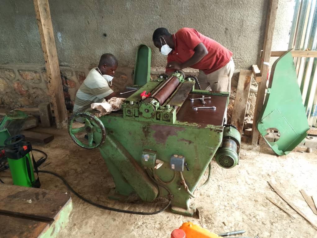 Vorbereitungs-/ Wartungsarbeiten