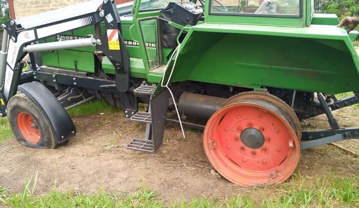 Ausladen des Traktors