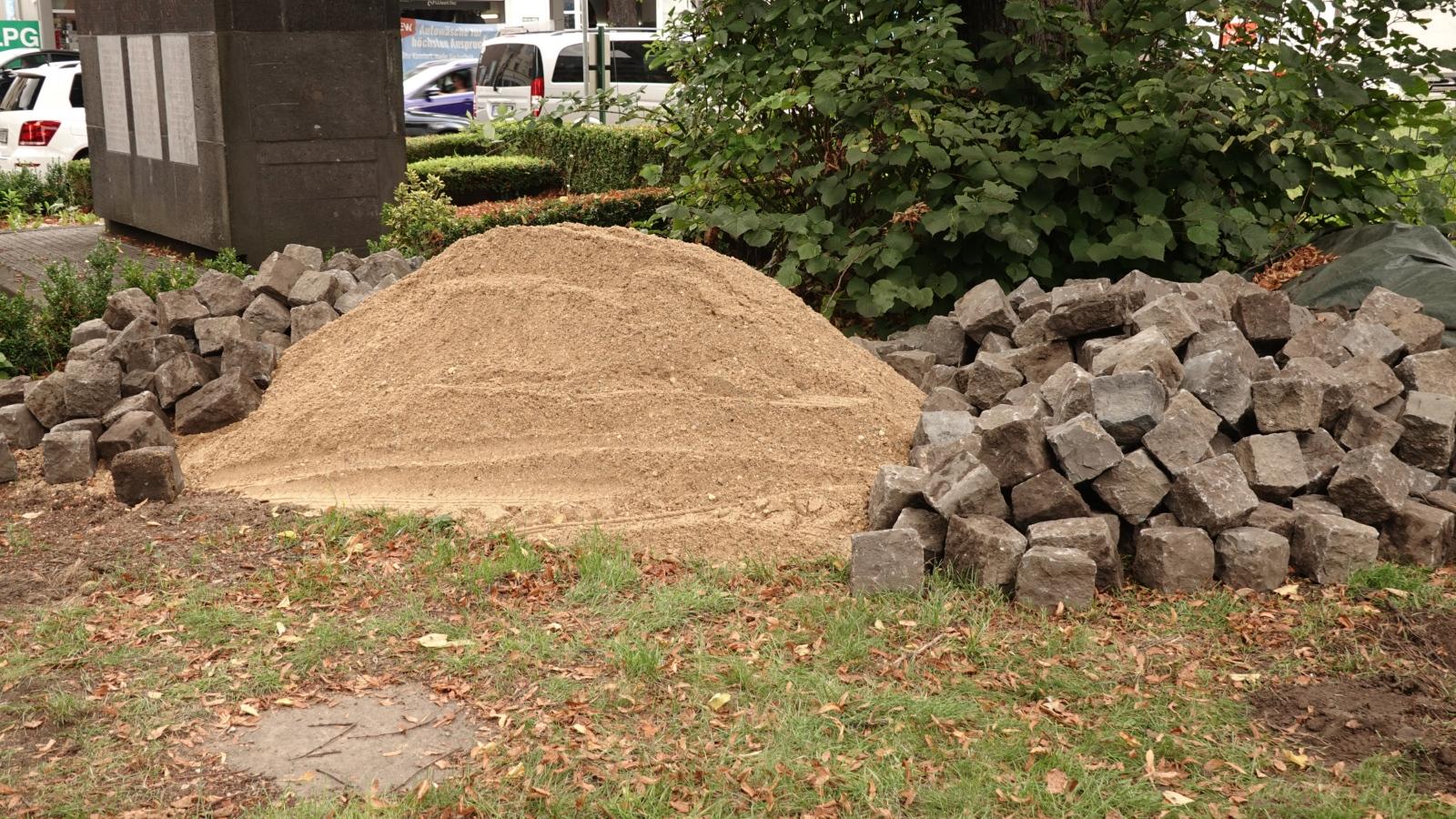 Material zur Einfassung des Blühstreifens