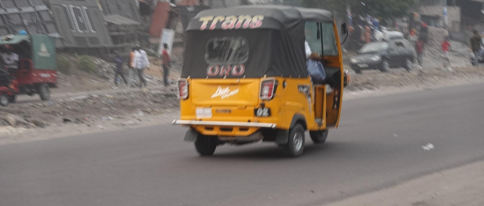 BIS07871