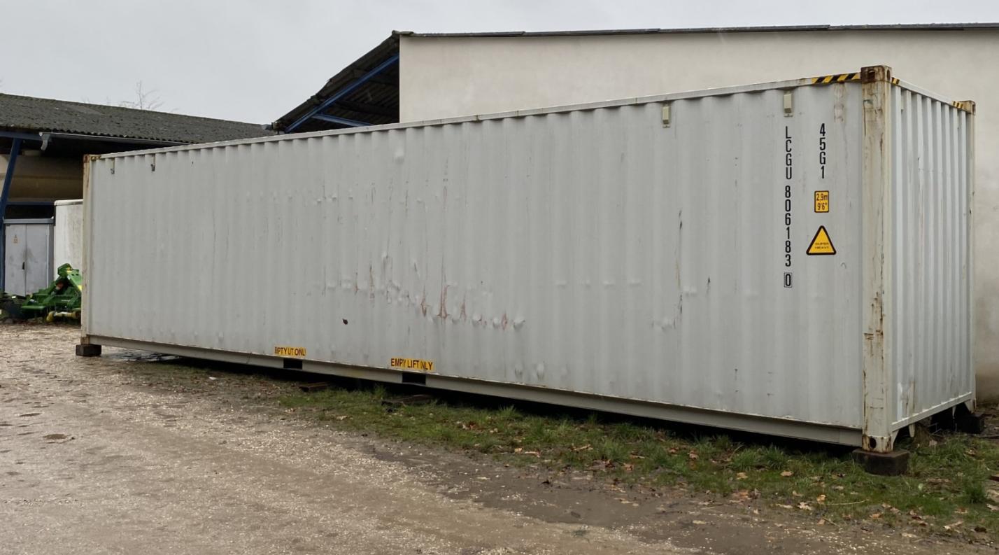 Container in der Werkstatt Winkels